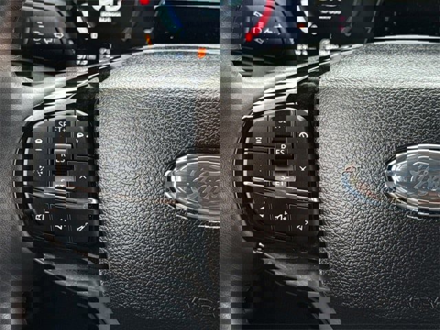 Used 2025 Ford Explorer Platinum w/ LUX Leather Package image 14