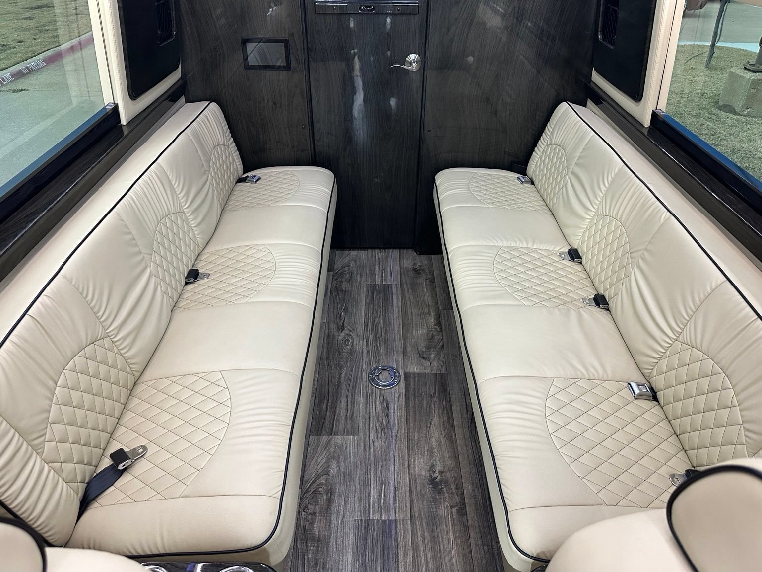 Used 2022 Mercedes-Benz Sprinter 3500 w/ Parking Package image 29