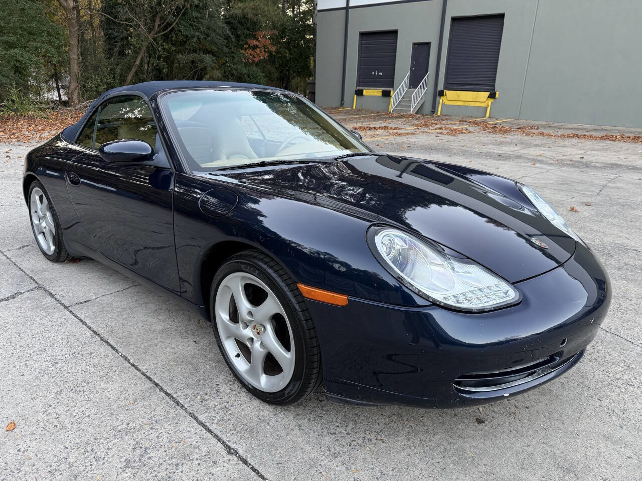 Used 2000 Porsche 911 Carrera image 2