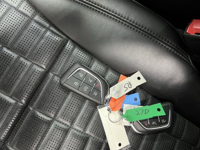 Used 2023 Cadillac Escalade Sport Platinum image 31