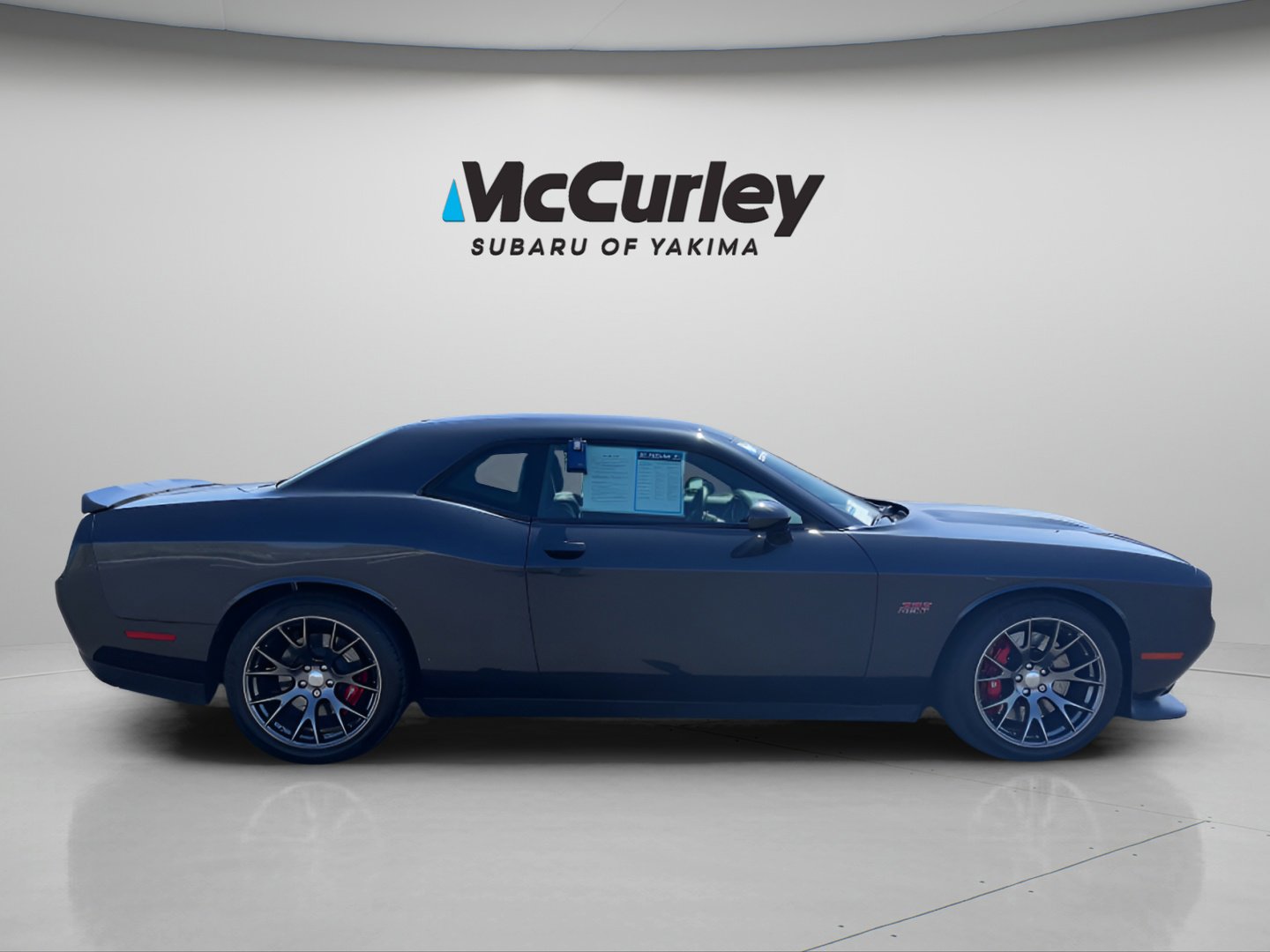 Used 2016 Dodge Challenger SRT w/ Technology Group RWD image 7