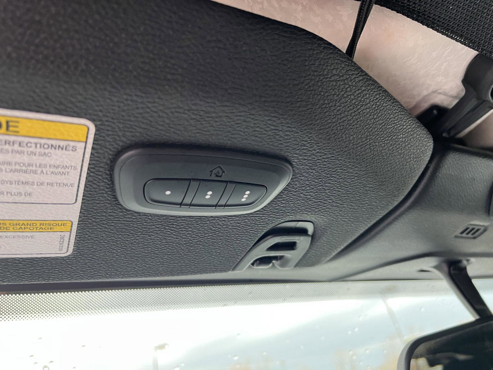 Used 2019 Jeep Wrangler Unlimited Sahara w/ Safety Group image 19