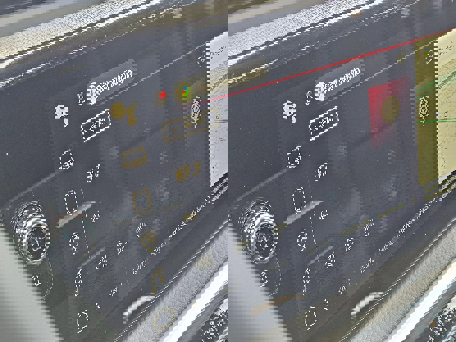 New 2026 GMC Sierra 3500 Denali w/ Denali Reserve Package image 17