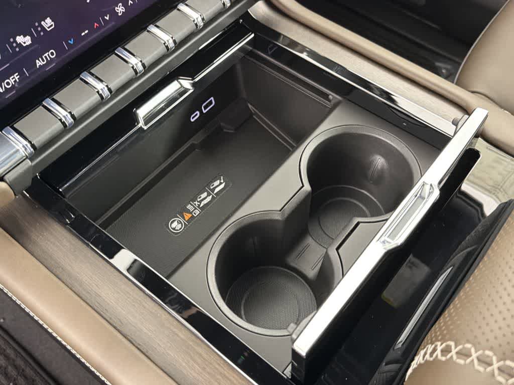 New 2026 GMC Yukon Denali Ultimate AWD/4WD image 61