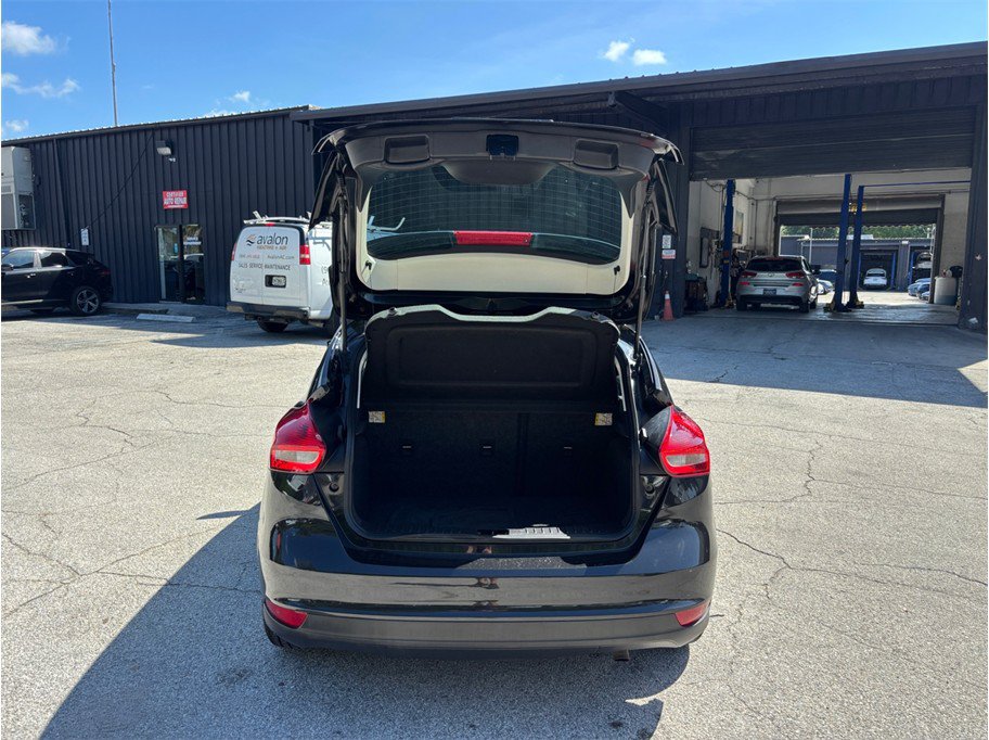 Used 2015 Ford Focus SE FWD image 33
