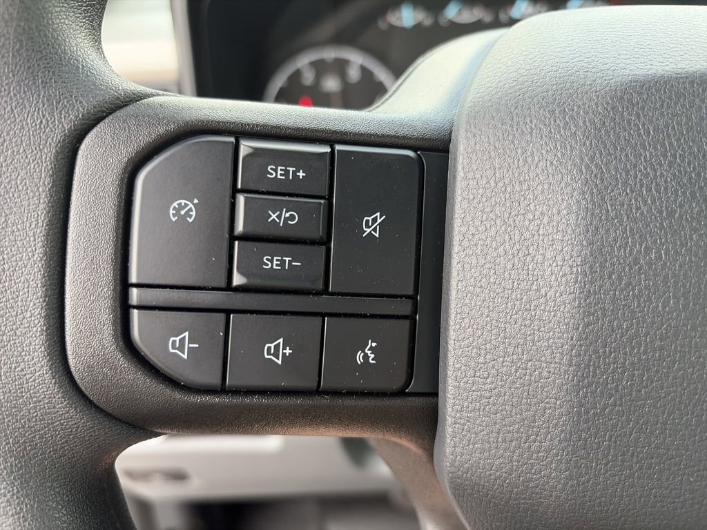 New 2025 Ford F250 XL w/ XL Driver Assist Package AWD/4WD image 40