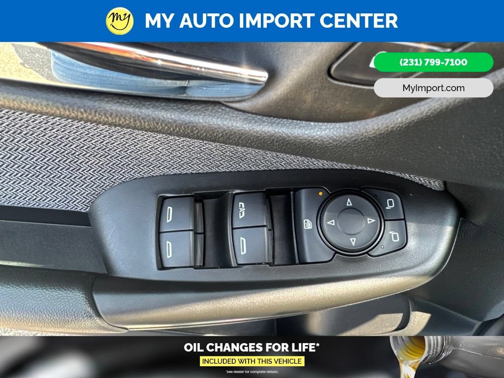 Used 2025 Chevrolet TrailBlazer LT AWD/4WD image 11