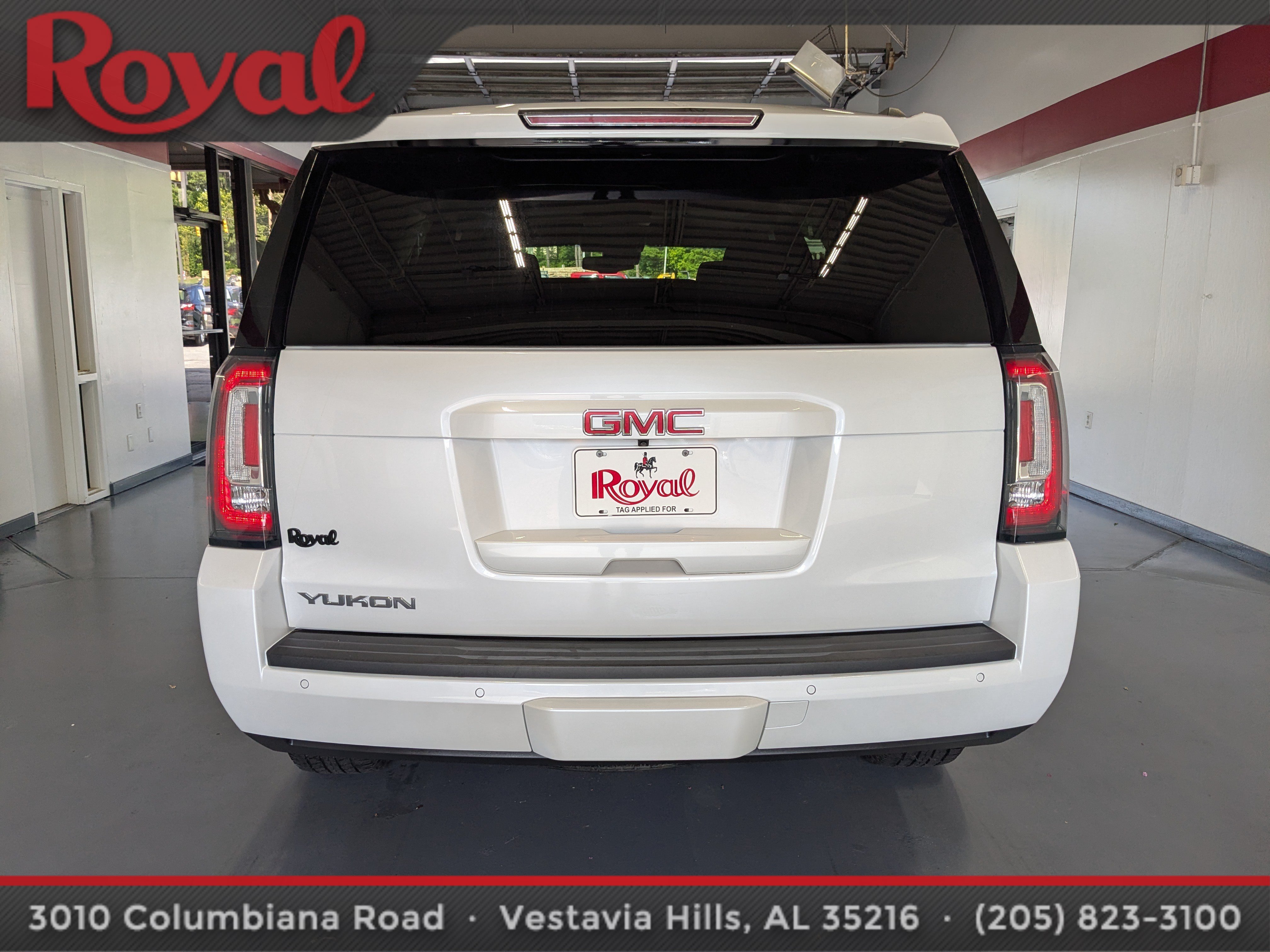 Used 2019 GMC Yukon SLT w/ Open Road Package RWD image 3