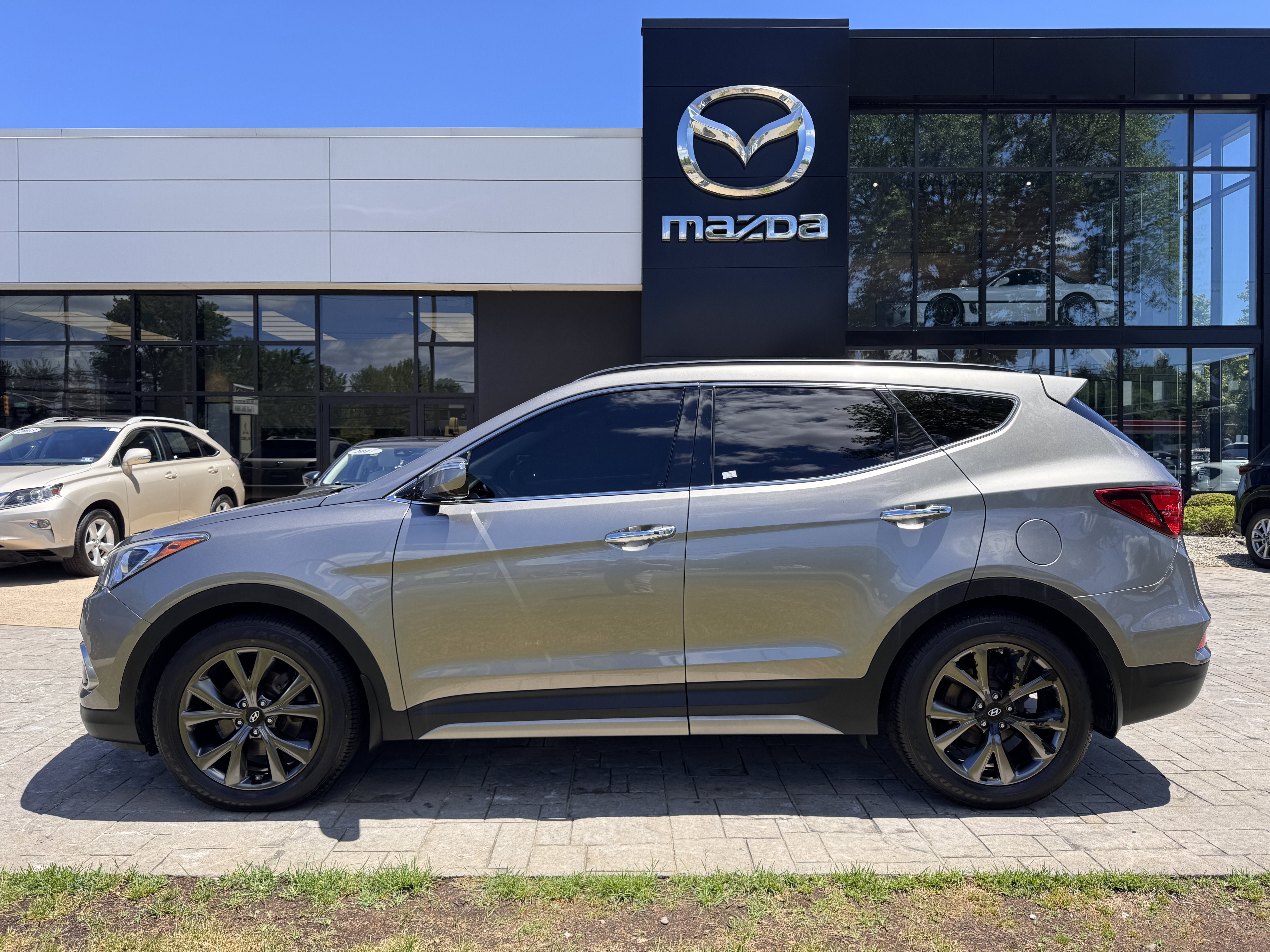 Used 2018 Hyundai Santa Fe Sport AWD/4WD image 4