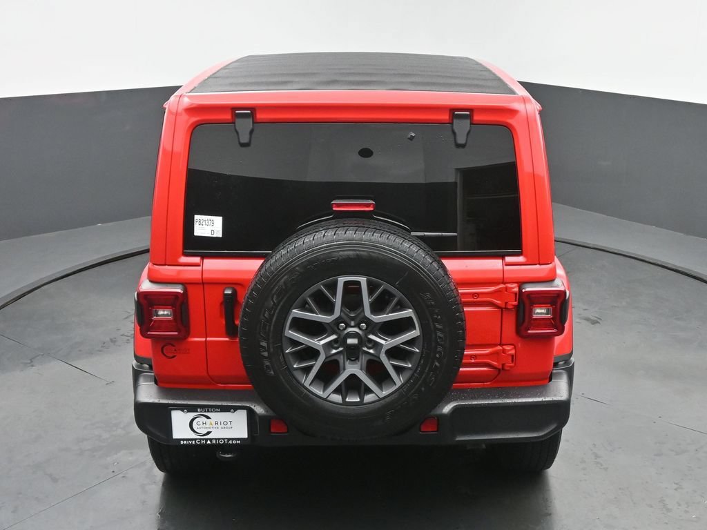 Used 2024 Jeep Wrangler Unlimited Sahara w/ Technology Group AWD/4WD image 46