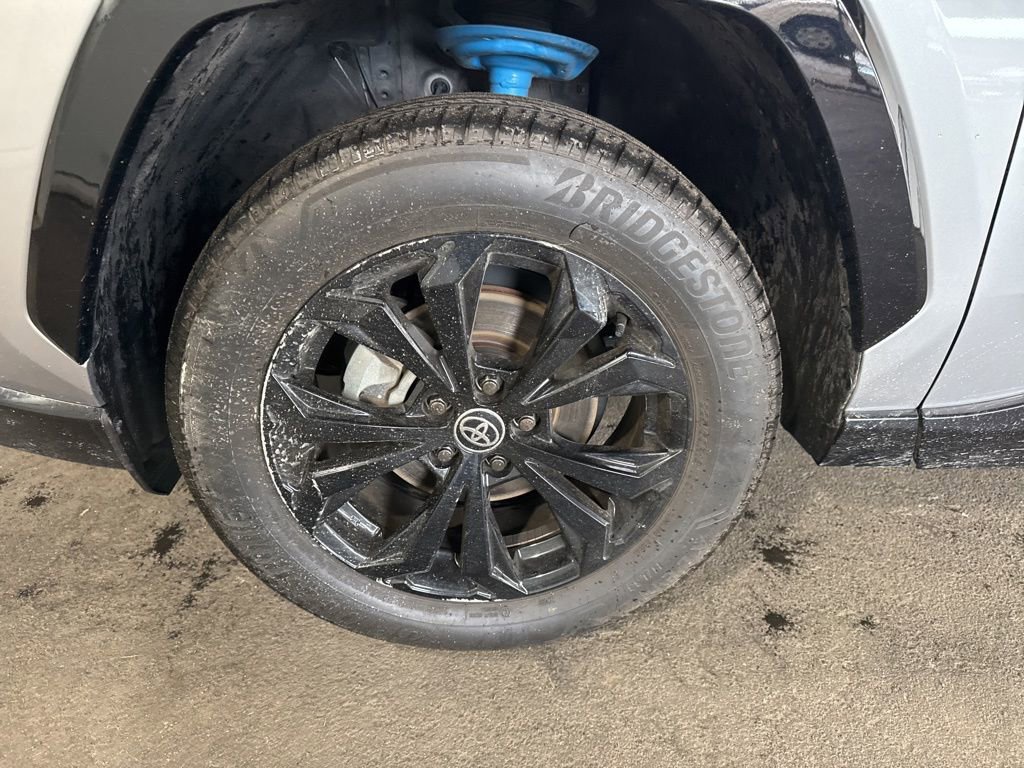 Used 2023 Toyota RAV4 XSE image 5