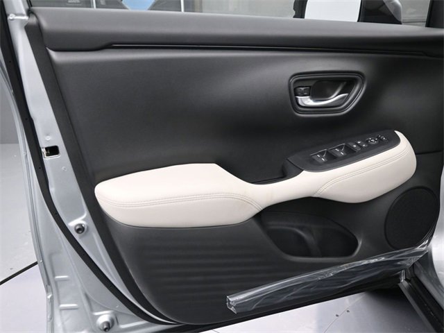 New 2026 Honda HR-V LX image 4