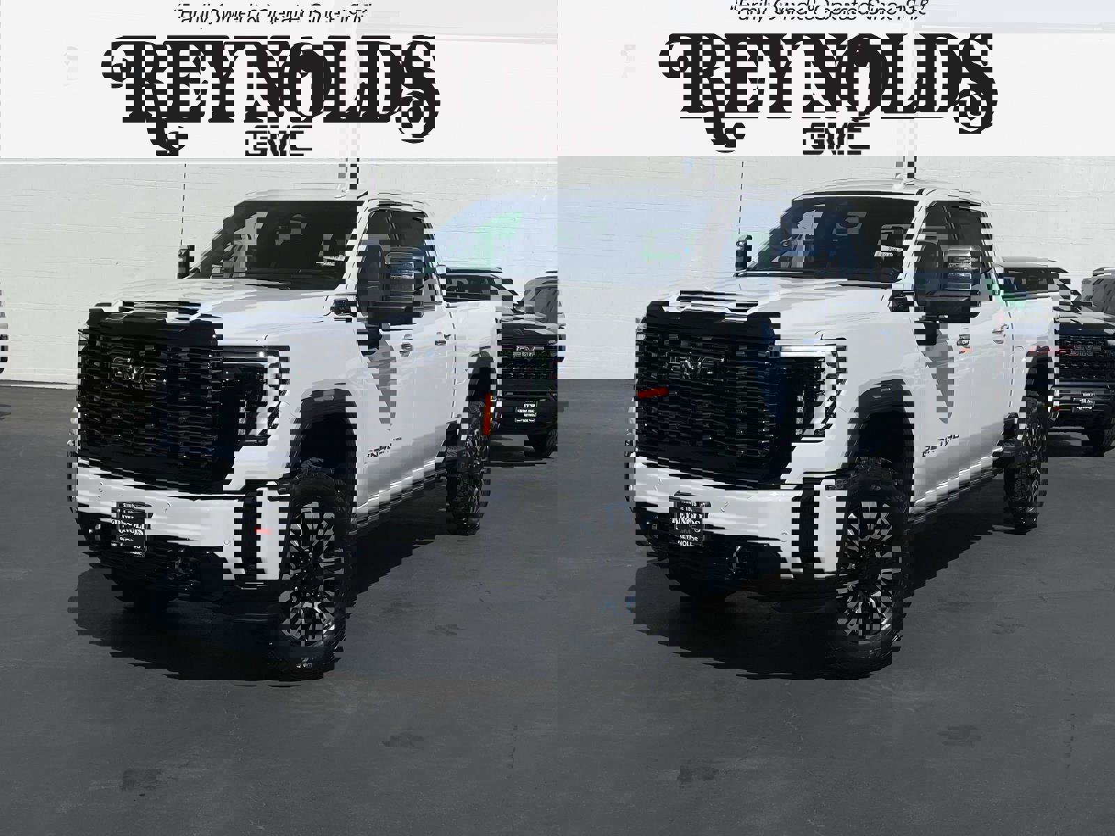 New 2026 GMC Sierra 2500 Denali Ultimate image 1