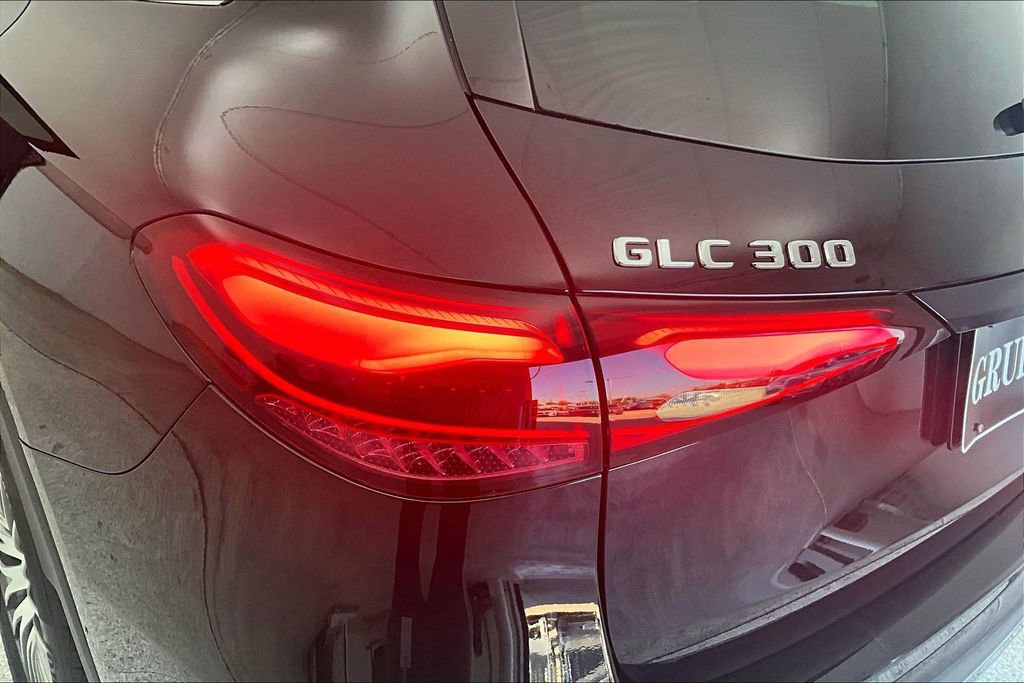 Used 2024 Mercedes-Benz GLC 300 image 40