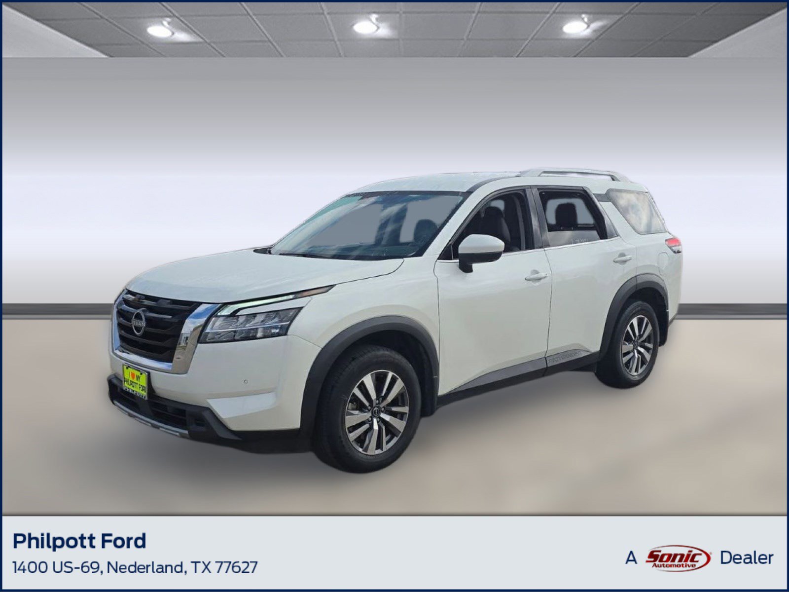 Used 2024 Nissan Pathfinder SL