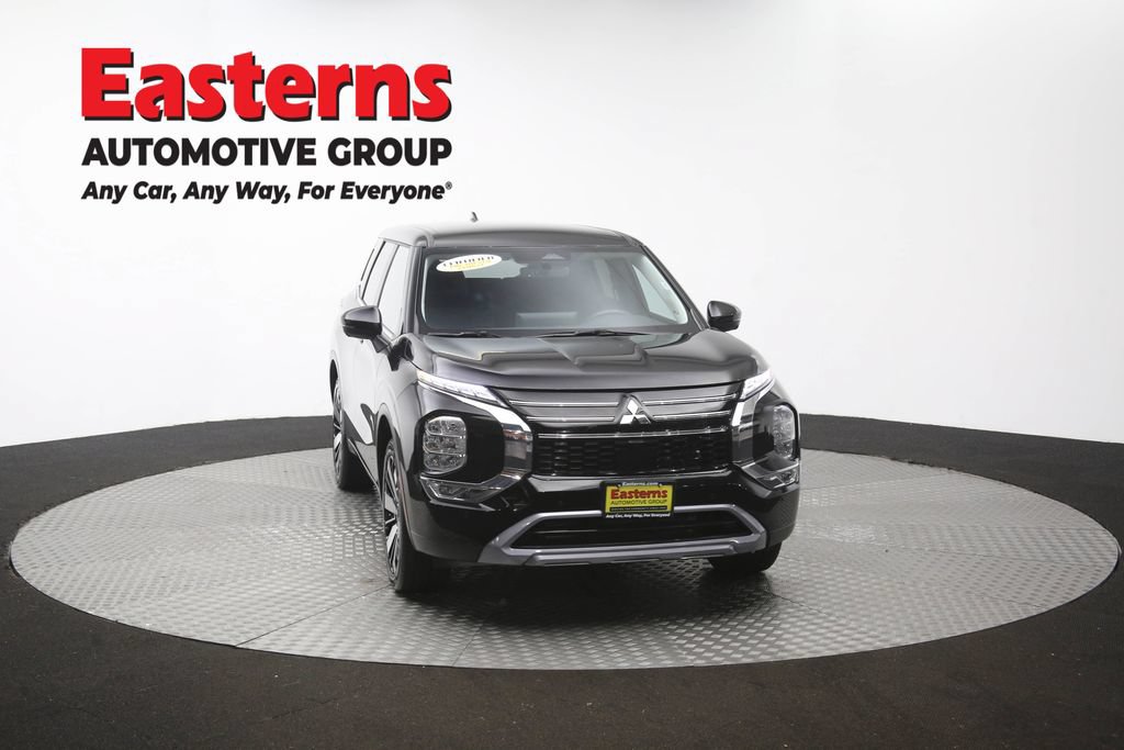 Used 2025 Mitsubishi Outlander SE AWD/4WD image 52
