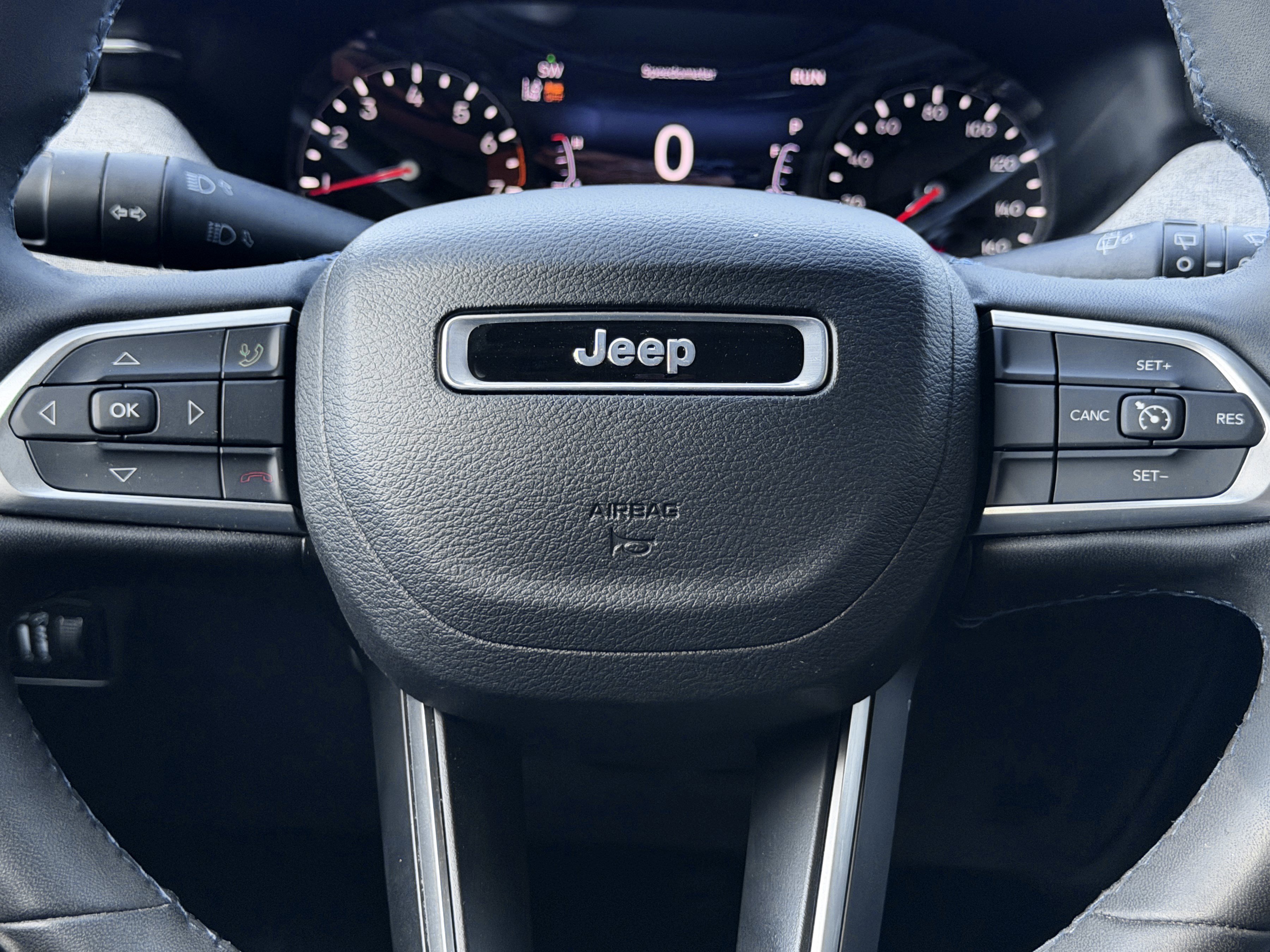 Used 2022 Jeep Compass Latitude AWD/4WD image 32