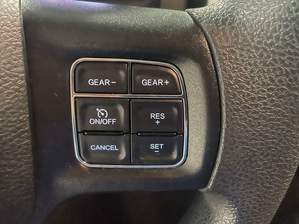 Used 2020 RAM 1500 Classic Warlock AWD/4WD image 32