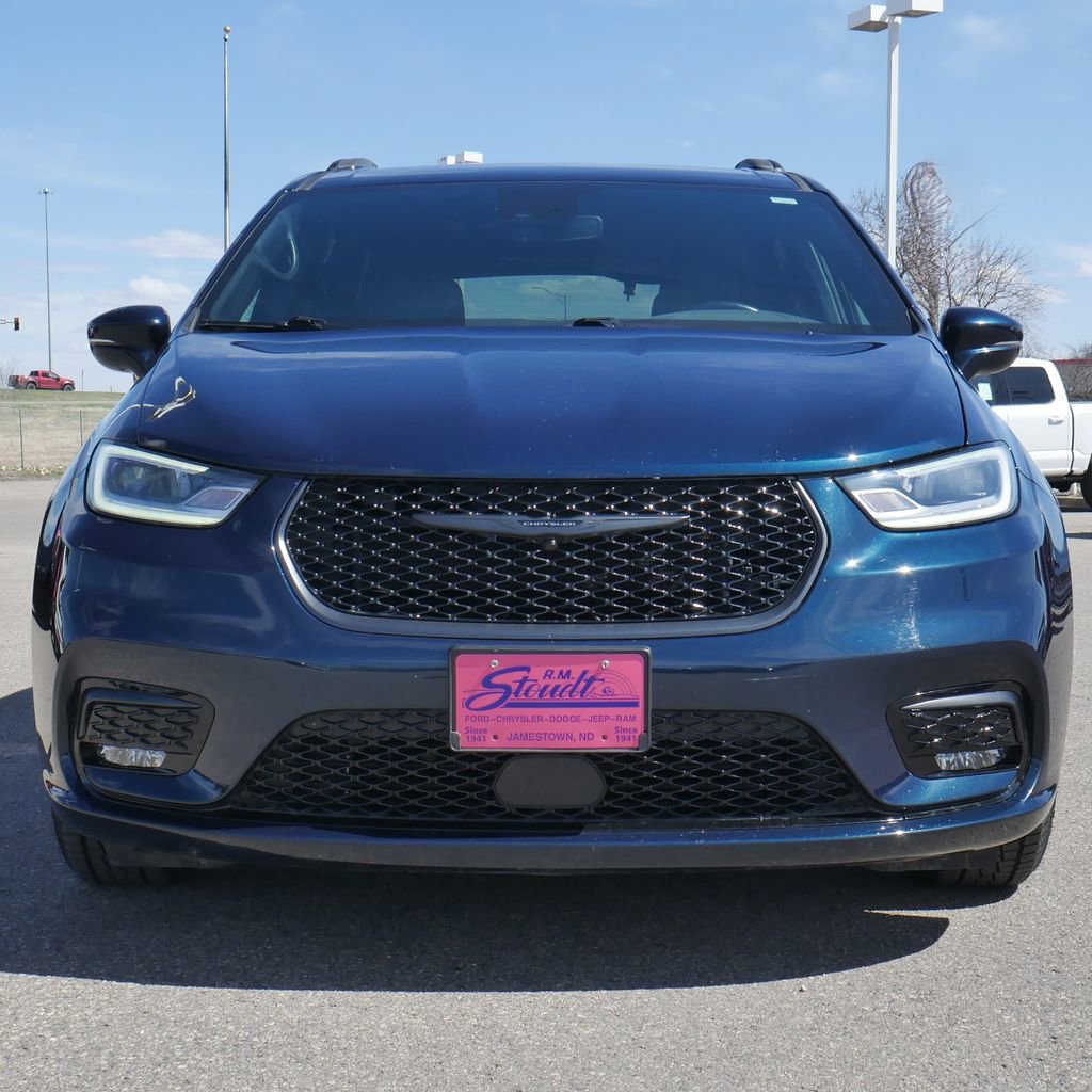 Used 2021 Chrysler Pacifica Touring-L w/ S Appearance Package FWD image 14