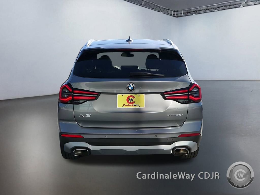 Used 2024 BMW X3 xDrive30i image 5