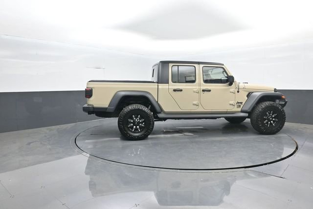 Used 2020 Jeep Gladiator Sport w/ Quick Order Package 24S AWD/4WD image 8