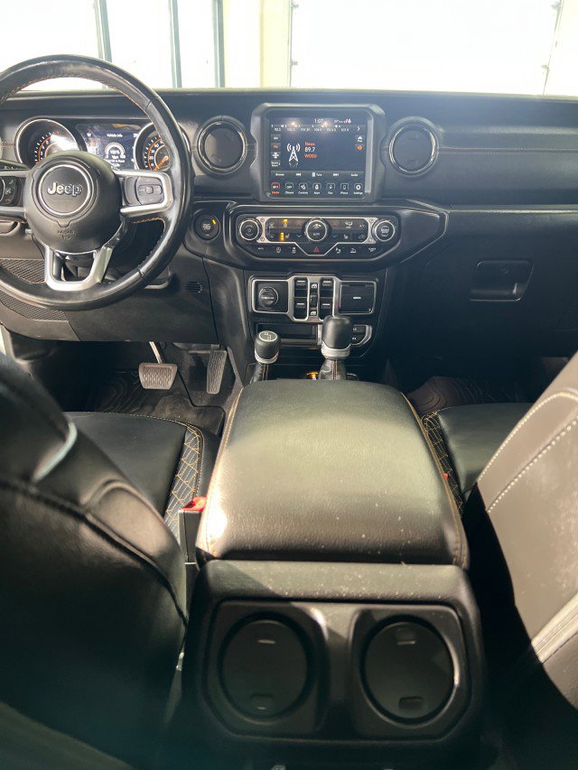 Used 2021 Jeep Gladiator Overland image 19