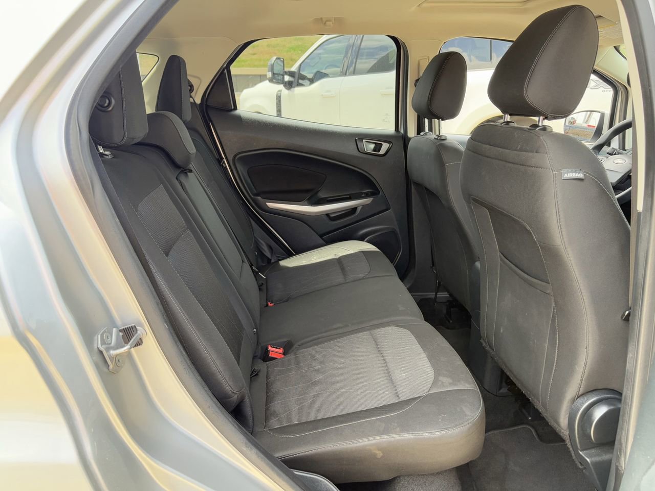 Used 2021 Ford EcoSport SE FWD image 29
