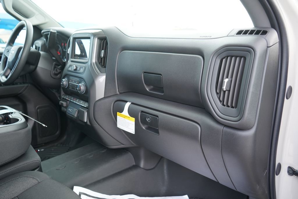 New 2026 Chevrolet Silverado 1500 Custom Trail Boss w/ Turbomax Blackout Package image 25