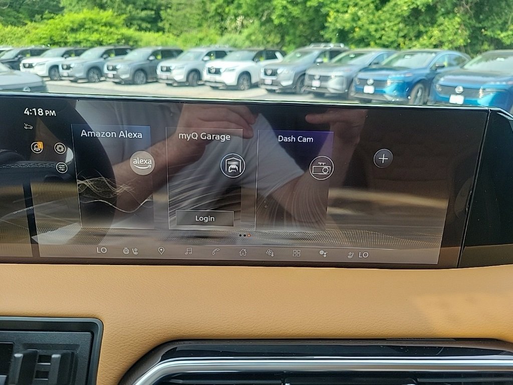 Used 2025 Nissan Armada Platinum Reserve image 24