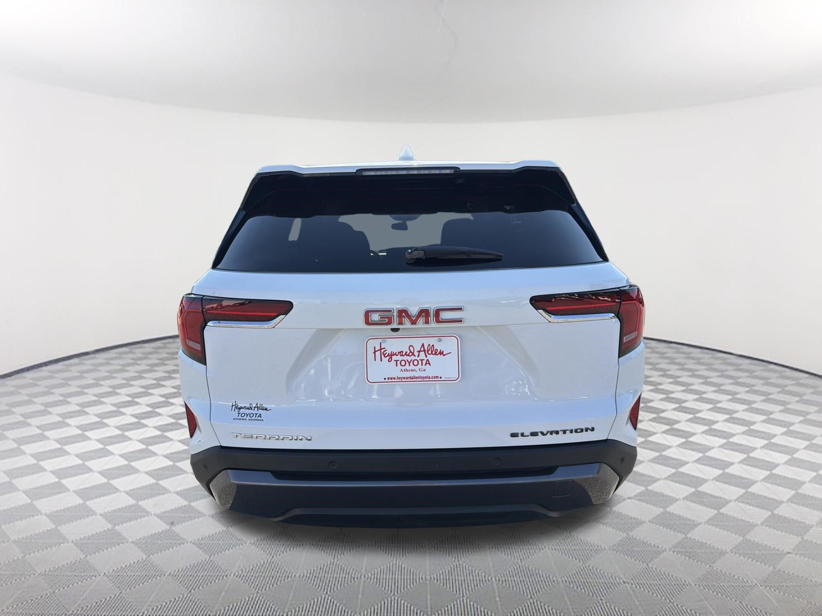 Used 2025 GMC Terrain Elevation FWD image 16