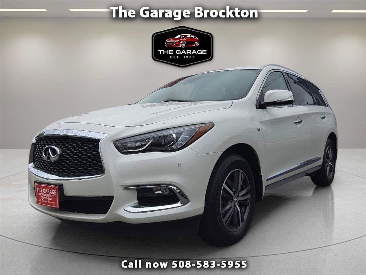 Used 2019 INFINITI QX60 Luxe w/ Essential Package