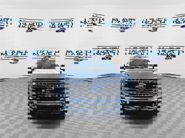 New 2025 Ford F550 4x4 Regular Cab Super Duty image 3
