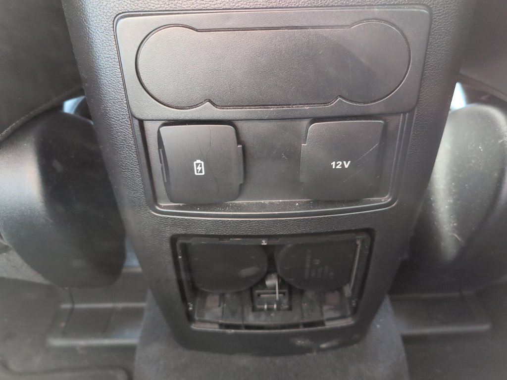 Used 2023 Ford Explorer XLT w/ Equipment Group 202A image 28