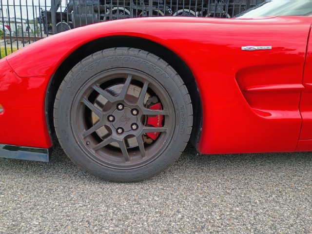 Used 2001 Chevrolet Corvette Z06 w/ Memory Pkg RWD image 24