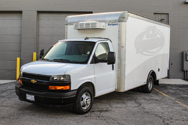 Used 2020 Chevrolet Express 3500 w/ Driver Convenience Package RWD image 6