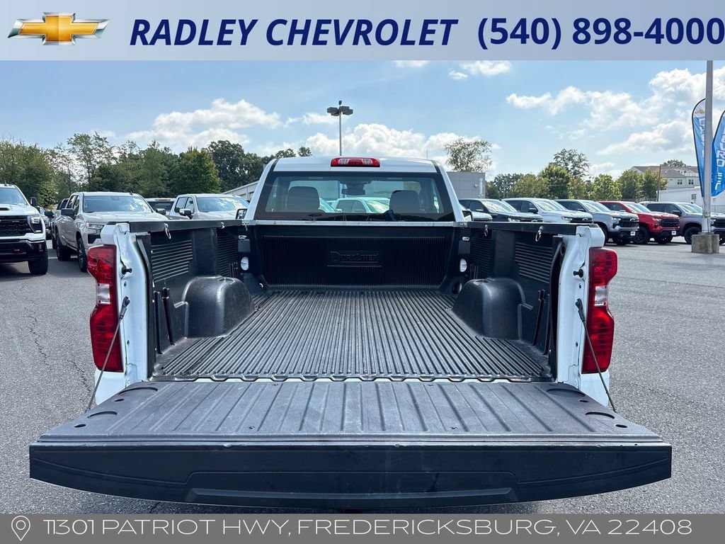 Certified 2025 Chevrolet Silverado 1500 W/T RWD image 11
