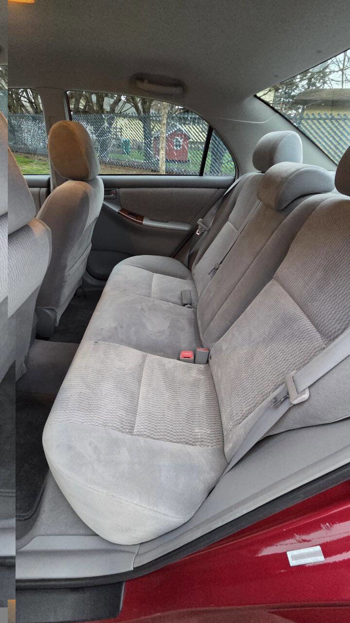 Used 2005 Toyota Corolla LE image 10