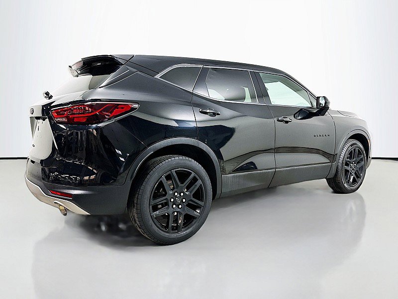 Used 2023 Chevrolet Blazer LT w/ Driver Confidence Package AWD/4WD image 7