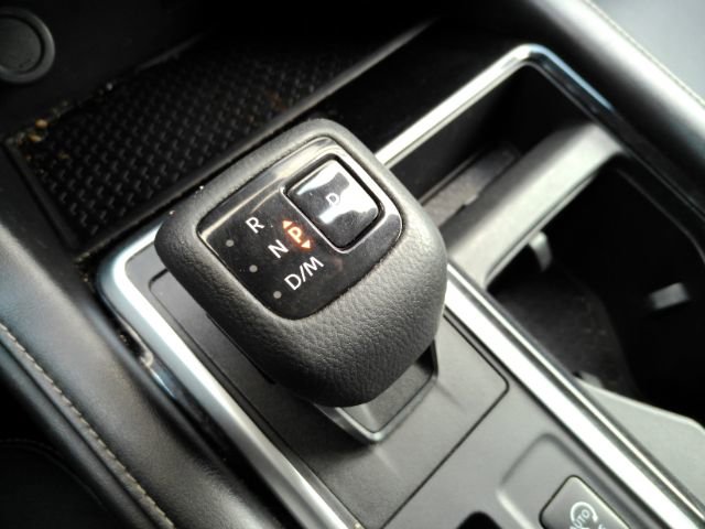 Used 2022 Nissan Pathfinder SL w/ SL Black Package image 48