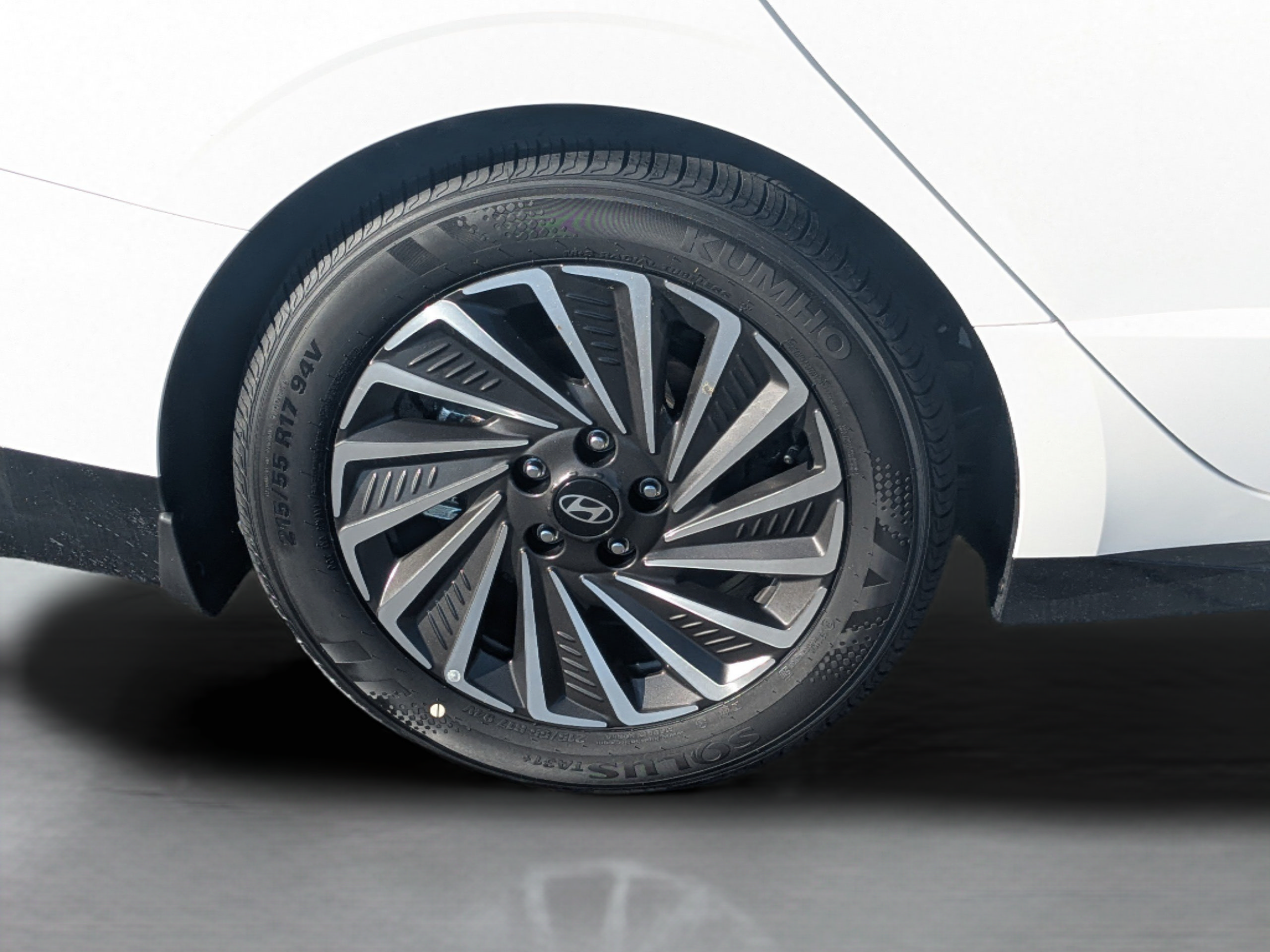 New 2026 Hyundai Sonata Limited FWD image 13