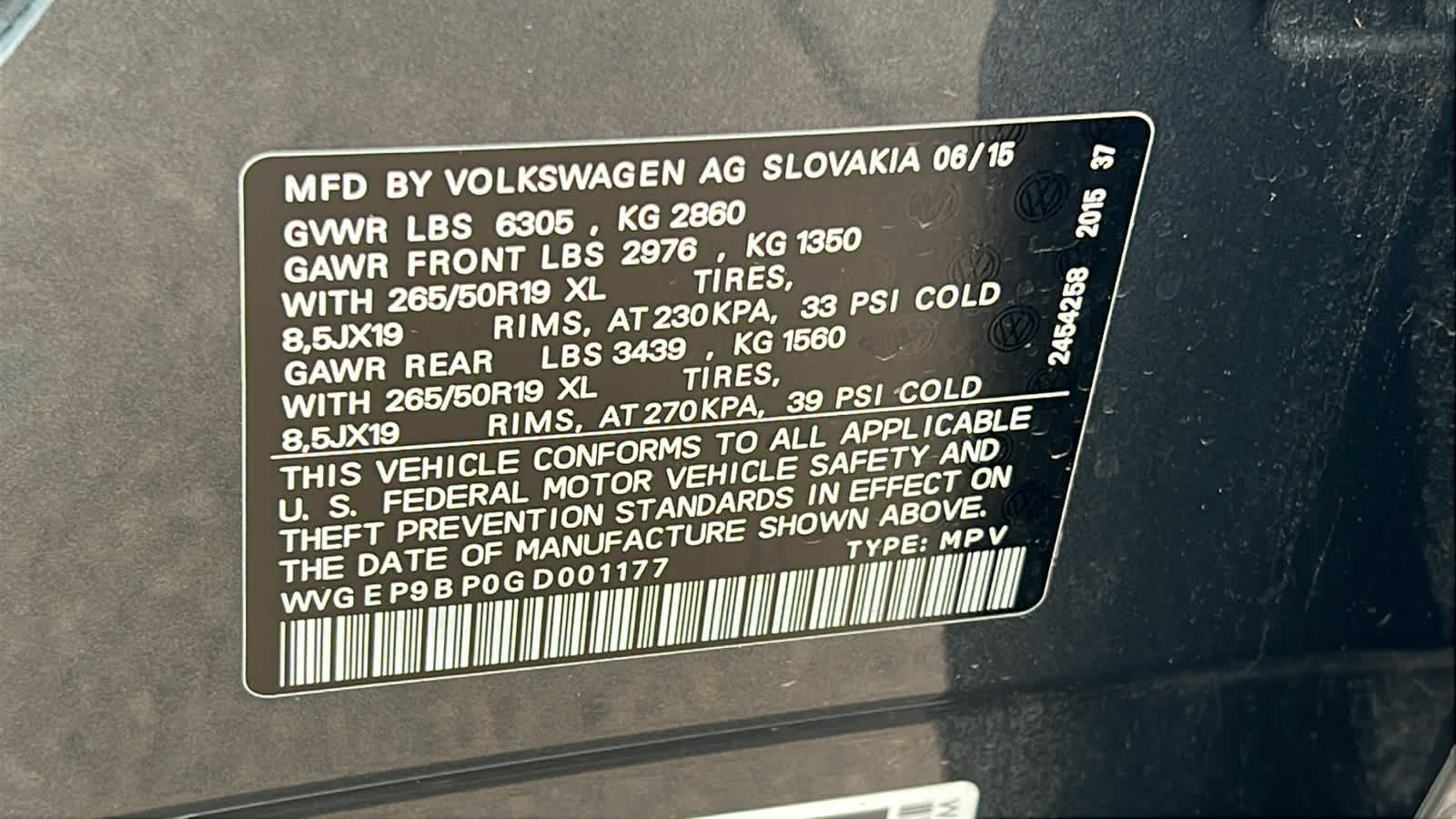 Used 2016 Volkswagen Touareg TDI AWD/4WD image 30