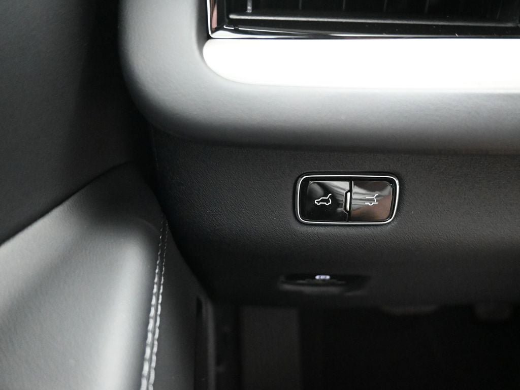 New 2026 Lincoln Navigator L Reserve w/ Jet Appearance Package image 23