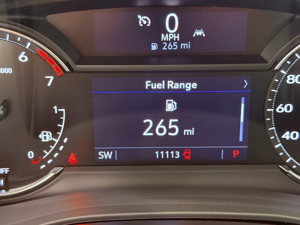 Used 2025 Cadillac XT6 Luxury FWD image 24