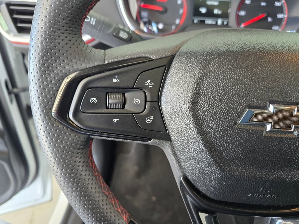 Used 2023 Chevrolet TrailBlazer RS w/ Sun and Liftgate Package image 22