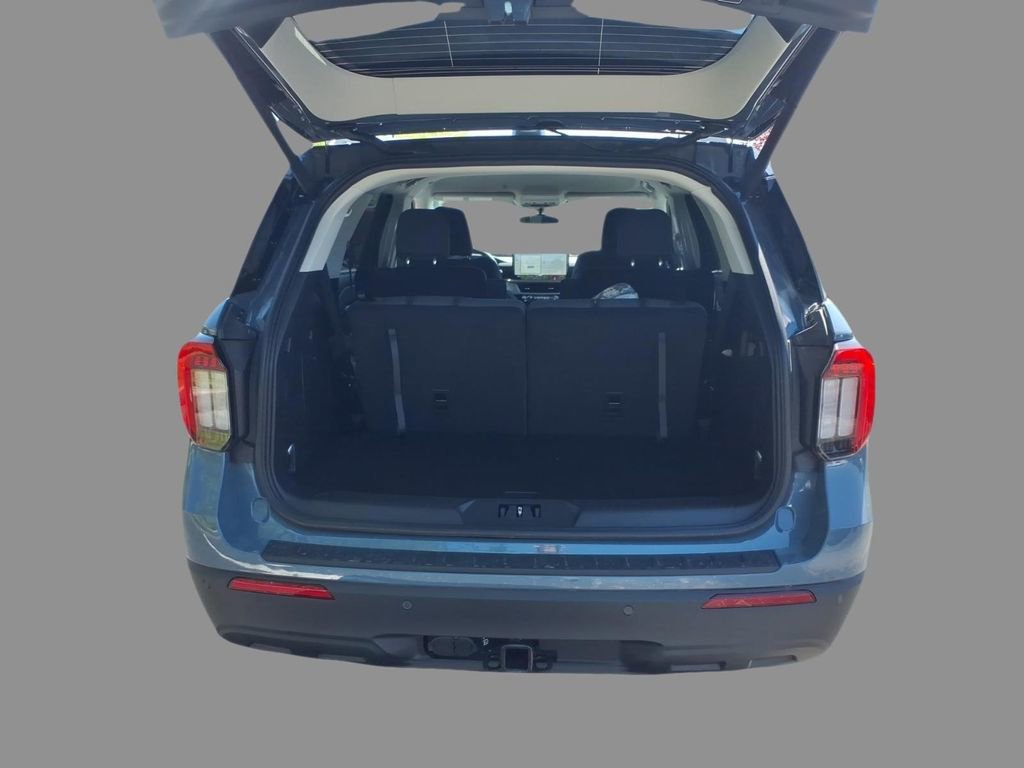 New 2026 Ford Explorer Active AWD/4WD image 8