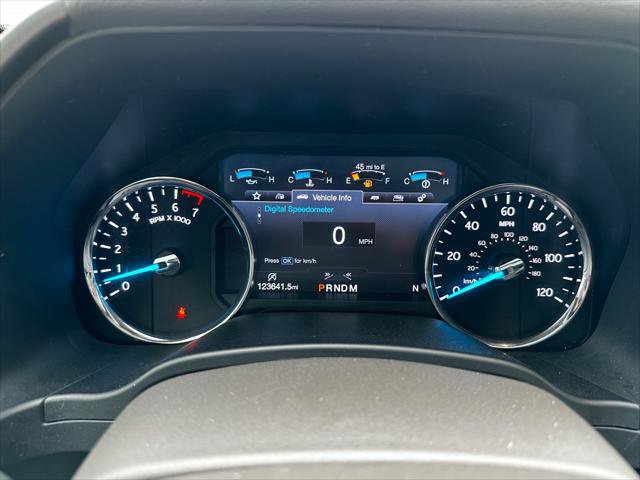 Used 2019 Ford Expedition Limited w/ Equipment Group 301A image 24