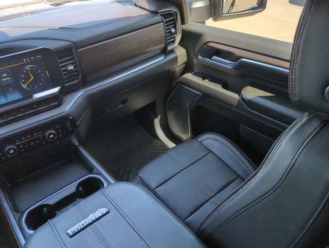 Used 2024 Chevrolet Silverado 2500 High Country w/ Z71 Off-Road Package image 11