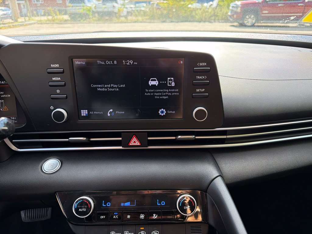 Used 2021 Hyundai Elantra SEL FWD image 22