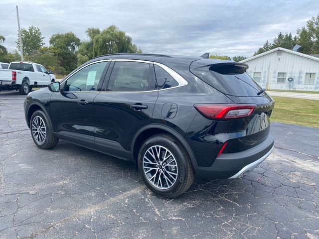 New 2025 Ford Escape SE image 4