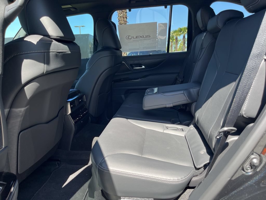 New 2026 Lexus LX 700h Luxury w/ Accessory Package (Z1) AWD/4WD image 5